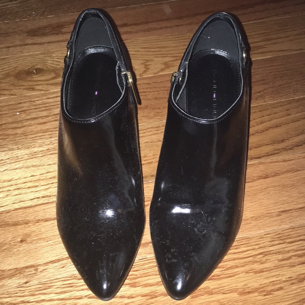 Heeled black booties